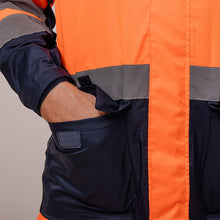 画像をギャラリービューアに読み込む, 【レインウェアという名の鎧】アルドラ